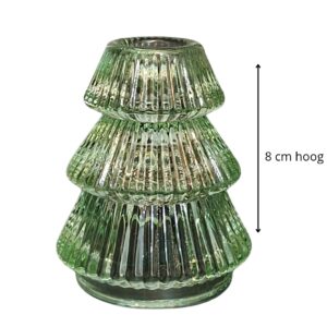 Glazen kaarsenstandaard, voor dinerkaars, in de kleur groen, 8cm hoog.
